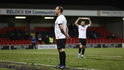 Victor Adeboyejo’s late strike gave Bromley a 1-1 draw at home to Cambridge United, keeping the club unbeaten in the...